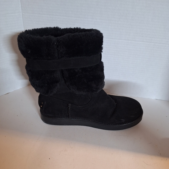 Guess Black Winter Boots for Women - Picture 6 of 8